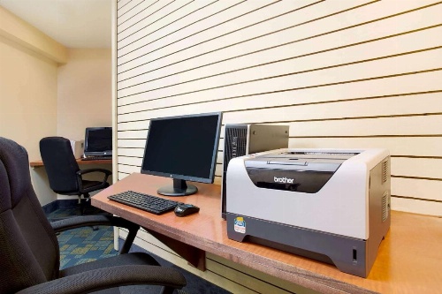 Ramada by Wyndham Fort Lauderdale Airport/Cruise Port image 21